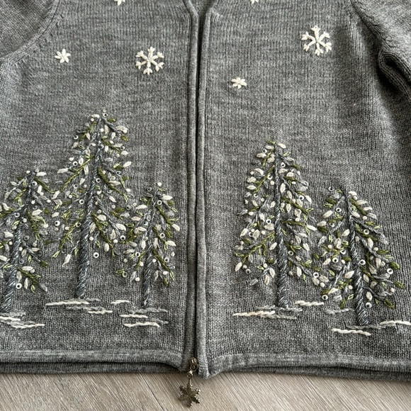 Coldwater Creek Winter Sweater - Picture 7 of 8